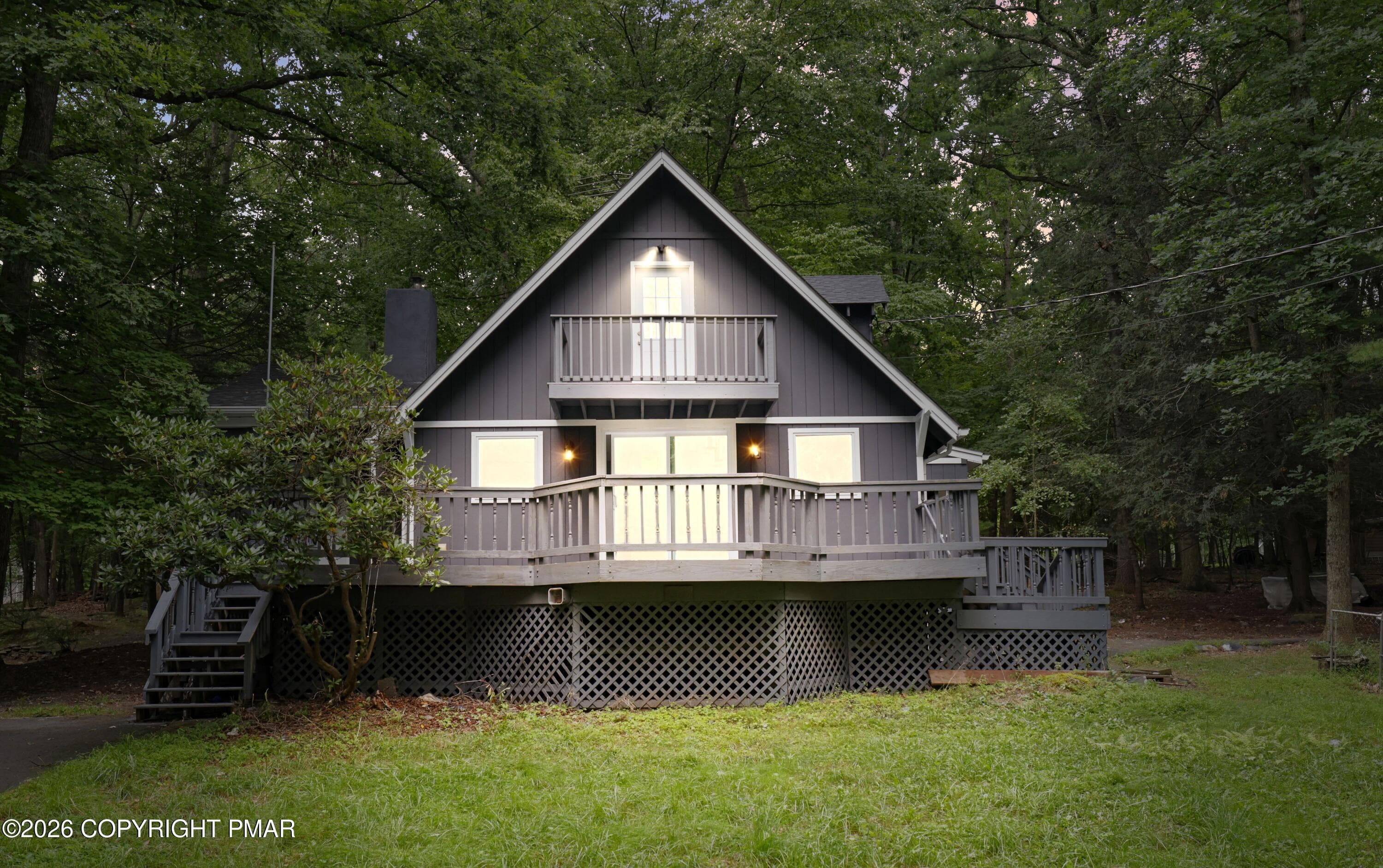 100 Outer Drive, Dingmans Ferry, PA 18328
