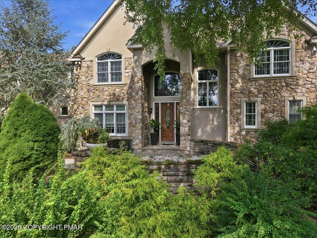 003-101_dji_fly_20260904_140634_0293_178 - 150 Kettle Ridge Drive, Stroudsburg, PA 18360