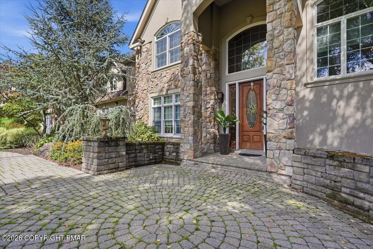 006-001_DSC00767 - 150 Kettle Ridge Drive, Stroudsburg, PA 18360