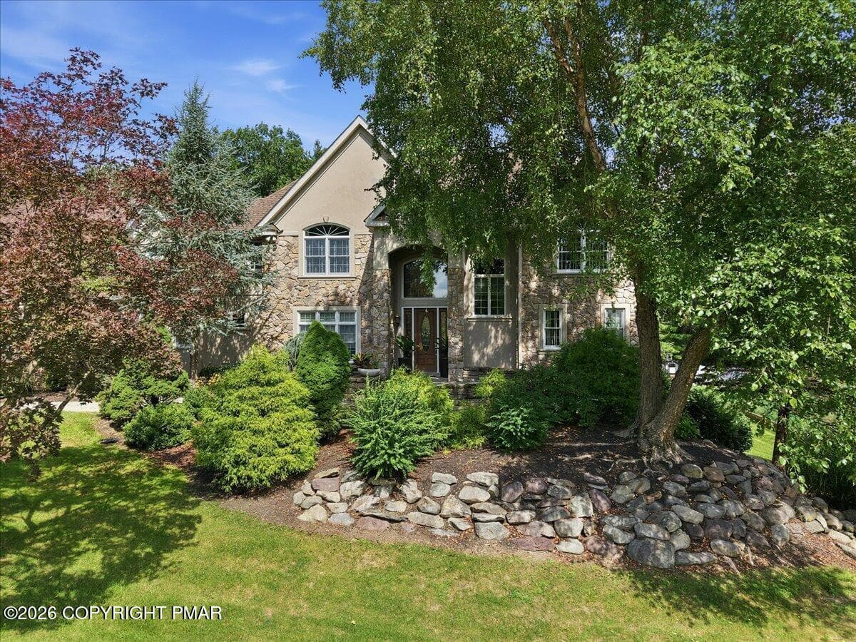 133-102_dji_fly_20260904_140640_0294_178 - 150 Kettle Ridge Drive, Stroudsburg, PA 18360