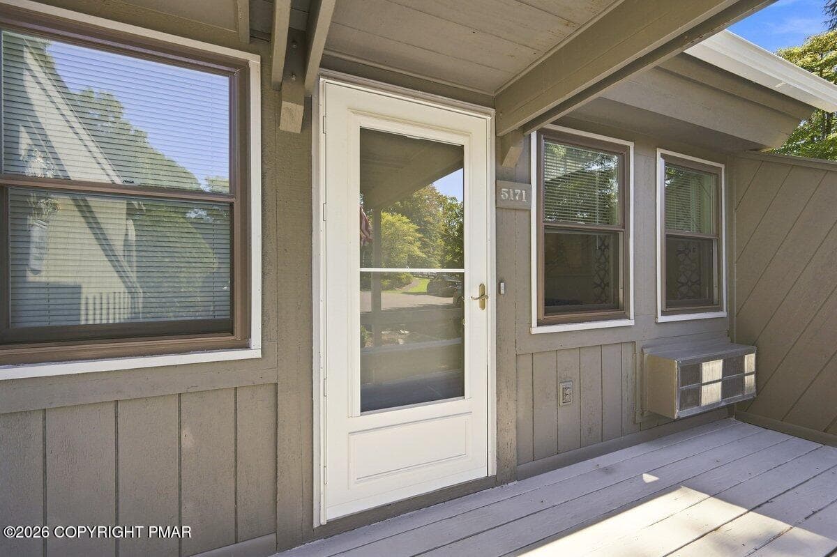 Front Entrance - 129 Condor Dr. Drive 17, Tamiment, PA 18371, Tamiment