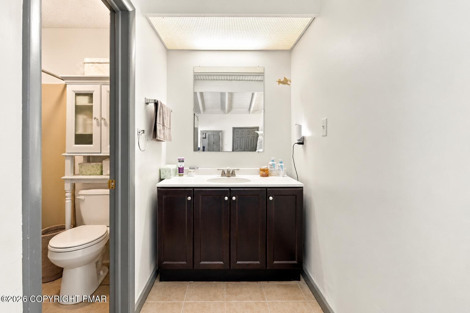 Full Bathroom - 129 Condor Dr. Drive 17, Tamiment, PA 18371