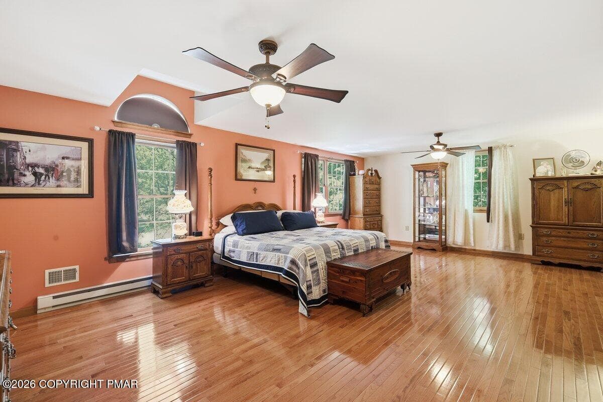 Massive Primary Bedroom - 425 Underhill Drive, Tamiment, PA 18371, Tamiment