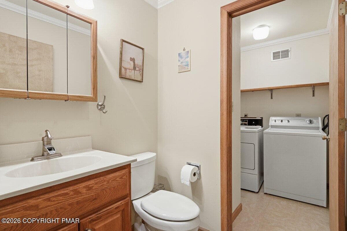Half Bathroom/Laundry - 425 Underhill Drive, Tamiment, PA 18371, Tamiment