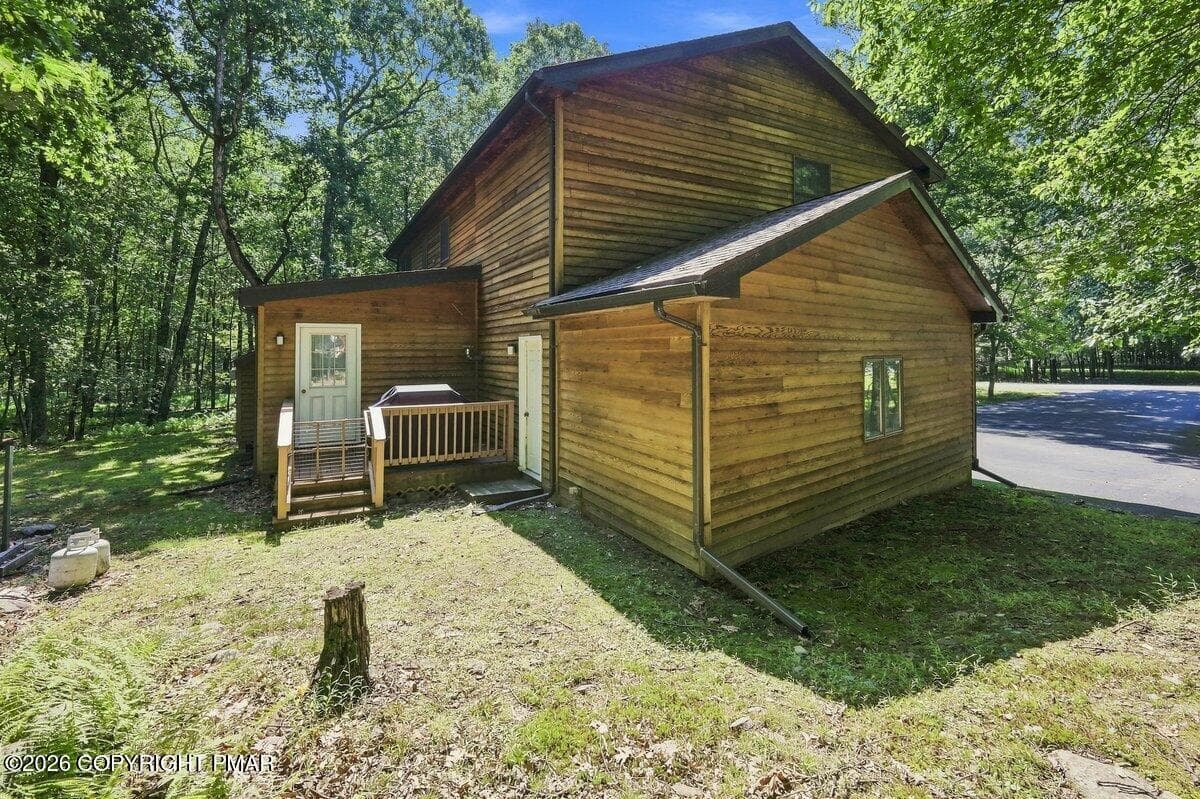 Side View - 425 Underhill Drive, Tamiment, PA 18371, Tamiment