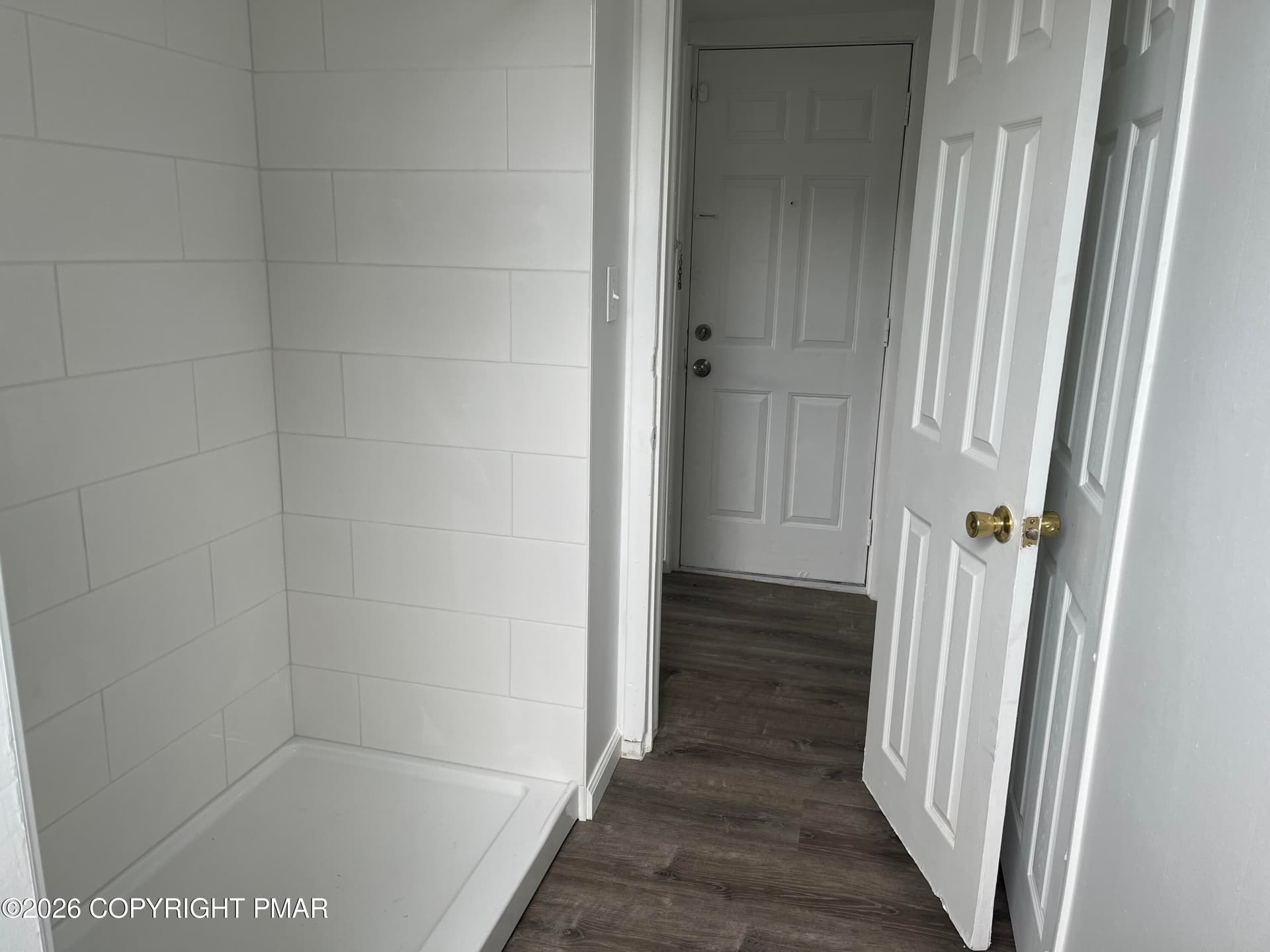Unit 3 Bath - 502 Ontario Street, Bethlehem, PA 18015