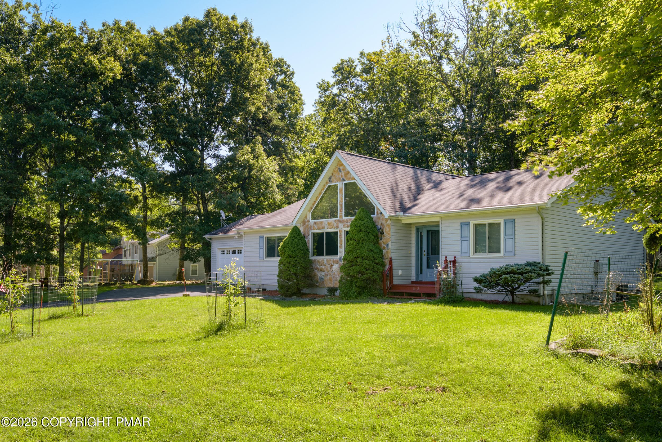 003-513gandolf-mbertsch - 513 Gandolf Road, Tamiment, PA 18371, Tamiment