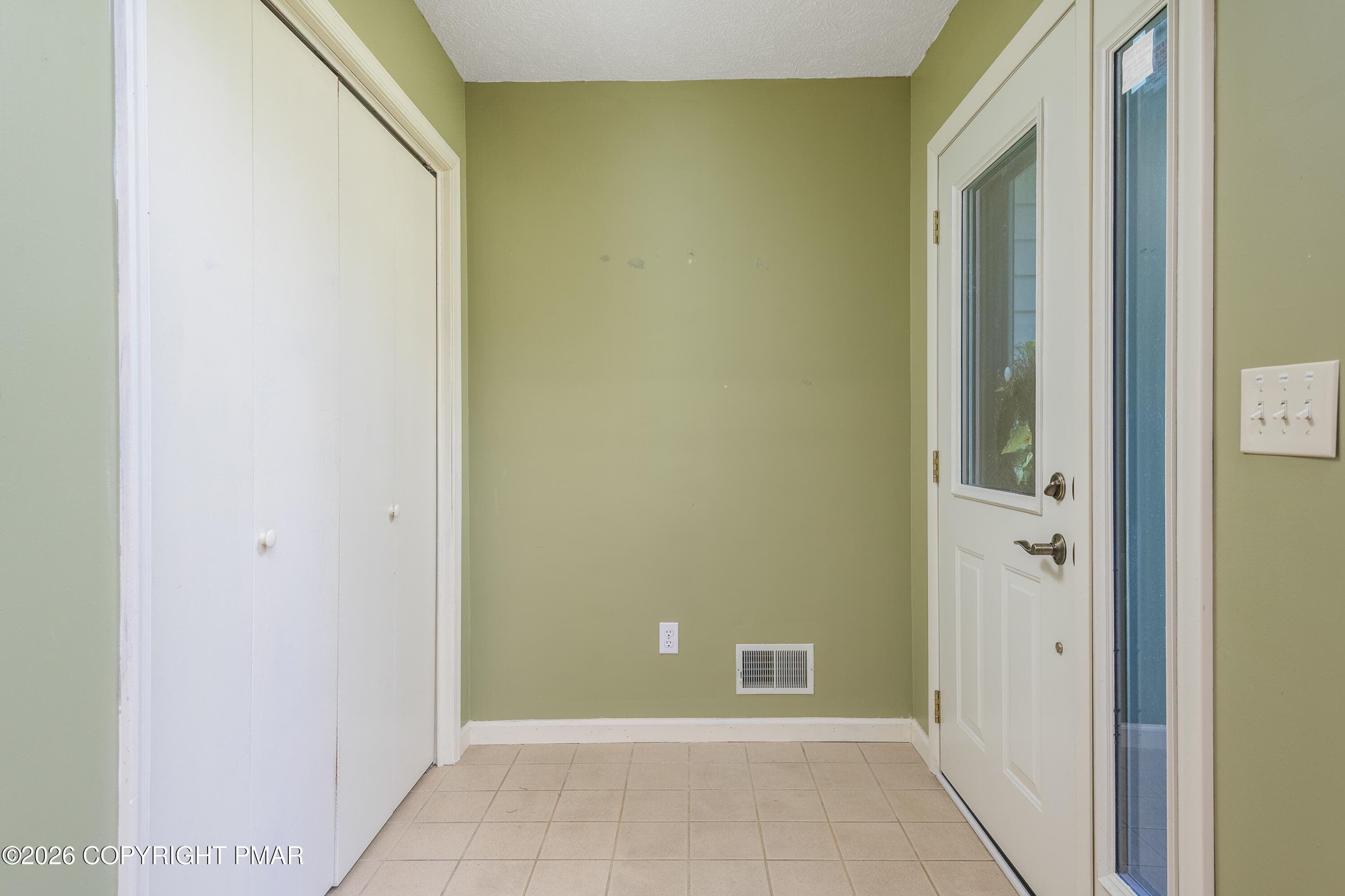 019-513gandolf-mbertsch - 513 Gandolf Road, Tamiment, PA 18371, Tamiment