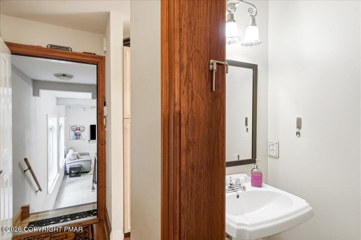 Bathroom 4 - 131 Ski Haven Drive, Cresco, PA 18326, Cresco