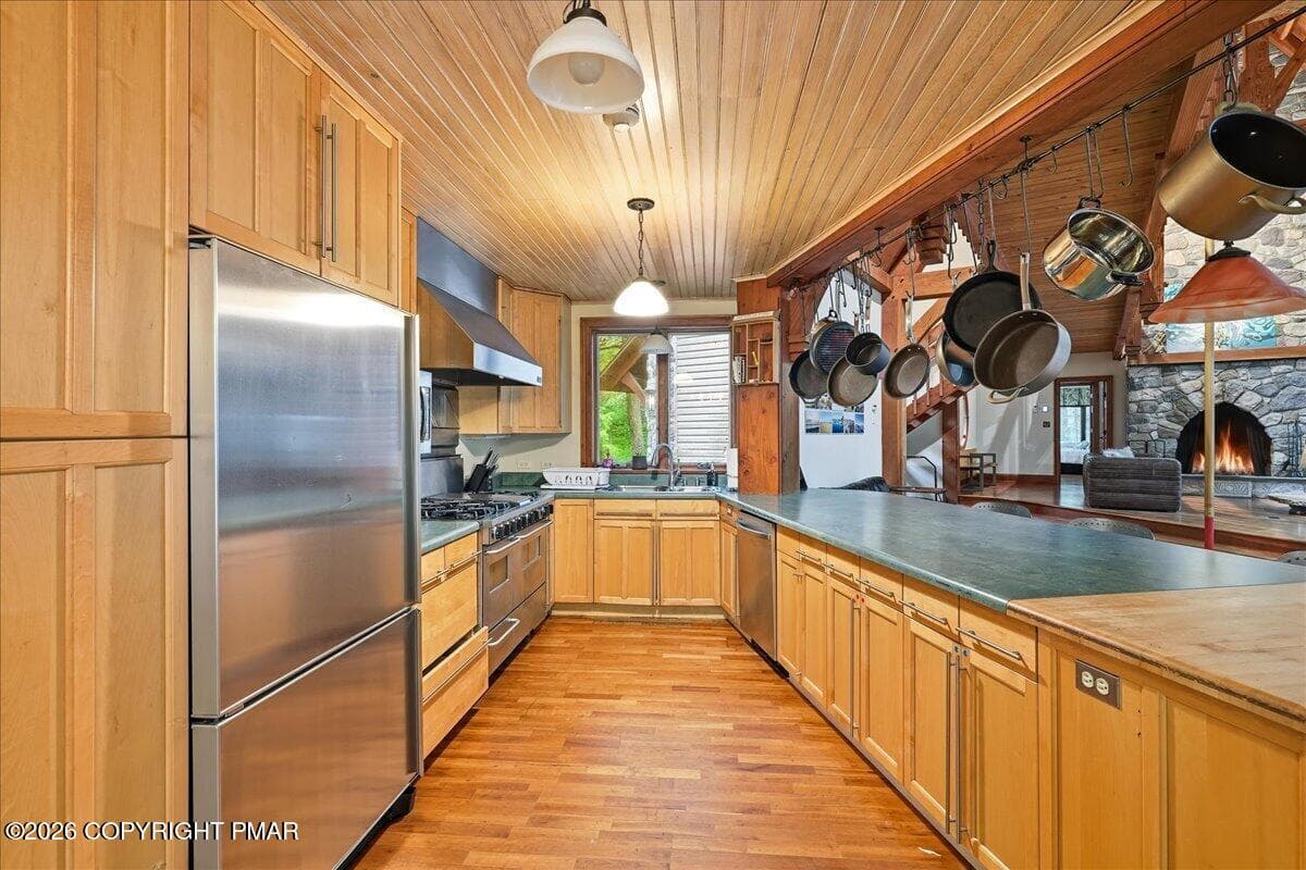 Kitchen - 131 Ski Haven Drive, Cresco, PA 18326, Cresco