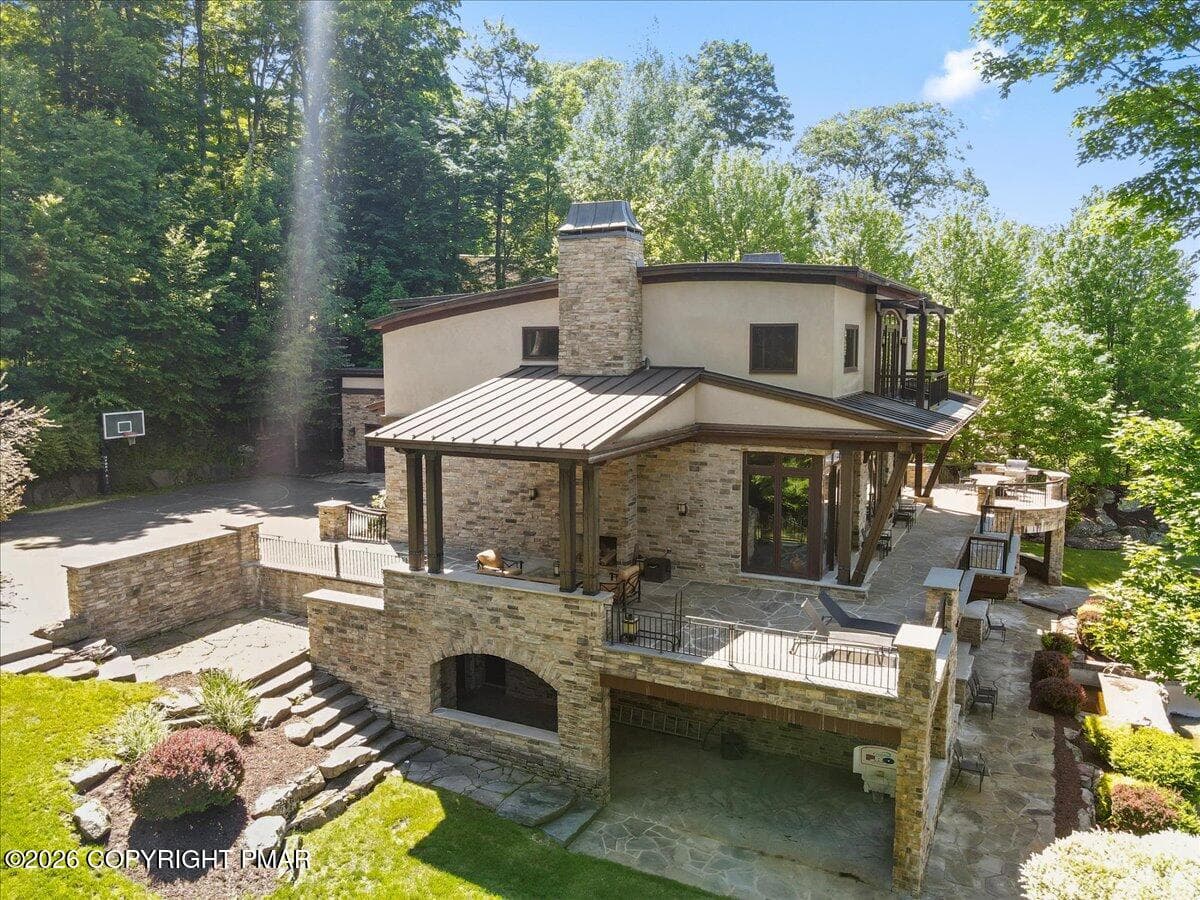 0005 Exterior - 165 Pennwood Drive, Greentown, PA 18426, Greentown