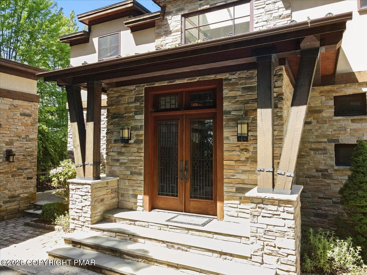 0010 Entrance - 165 Pennwood Drive, Greentown, PA 18426, Greentown