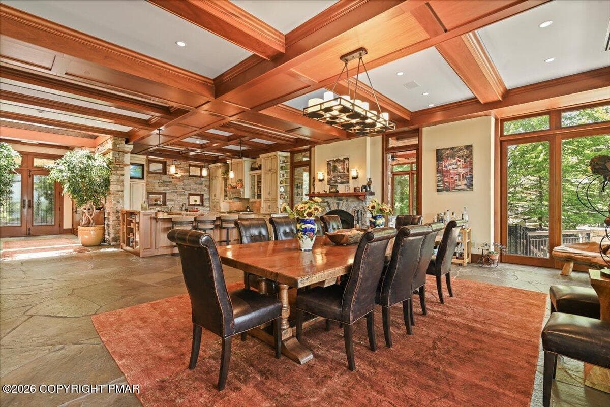 0027 Dining Area - 165 Pennwood Drive, Greentown, PA 18426, Greentown