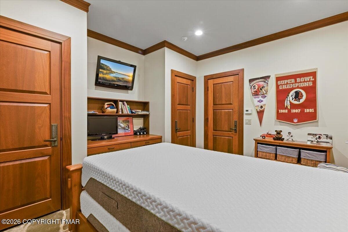 0072 Bedroom 7 - 165 Pennwood Drive, Greentown, PA 18426, Greentown