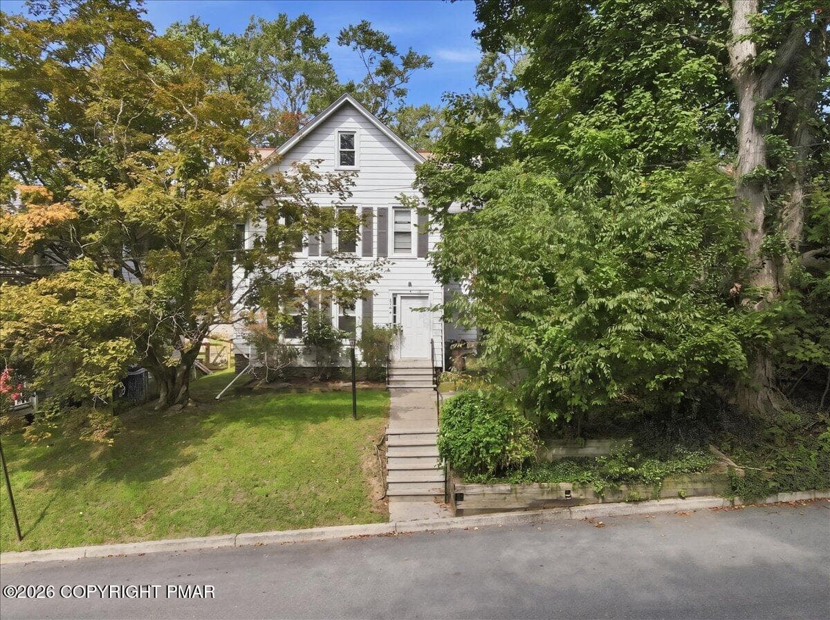 102 E Brown Street - 102 E Brown Street, East Stroudsburg, PA 18301, East Stroudsburg