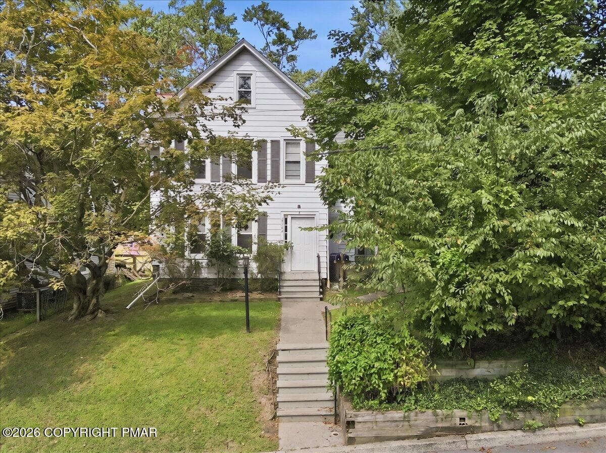 102 E Brown Street - 102 E Brown Street, East Stroudsburg, PA 18301, East Stroudsburg