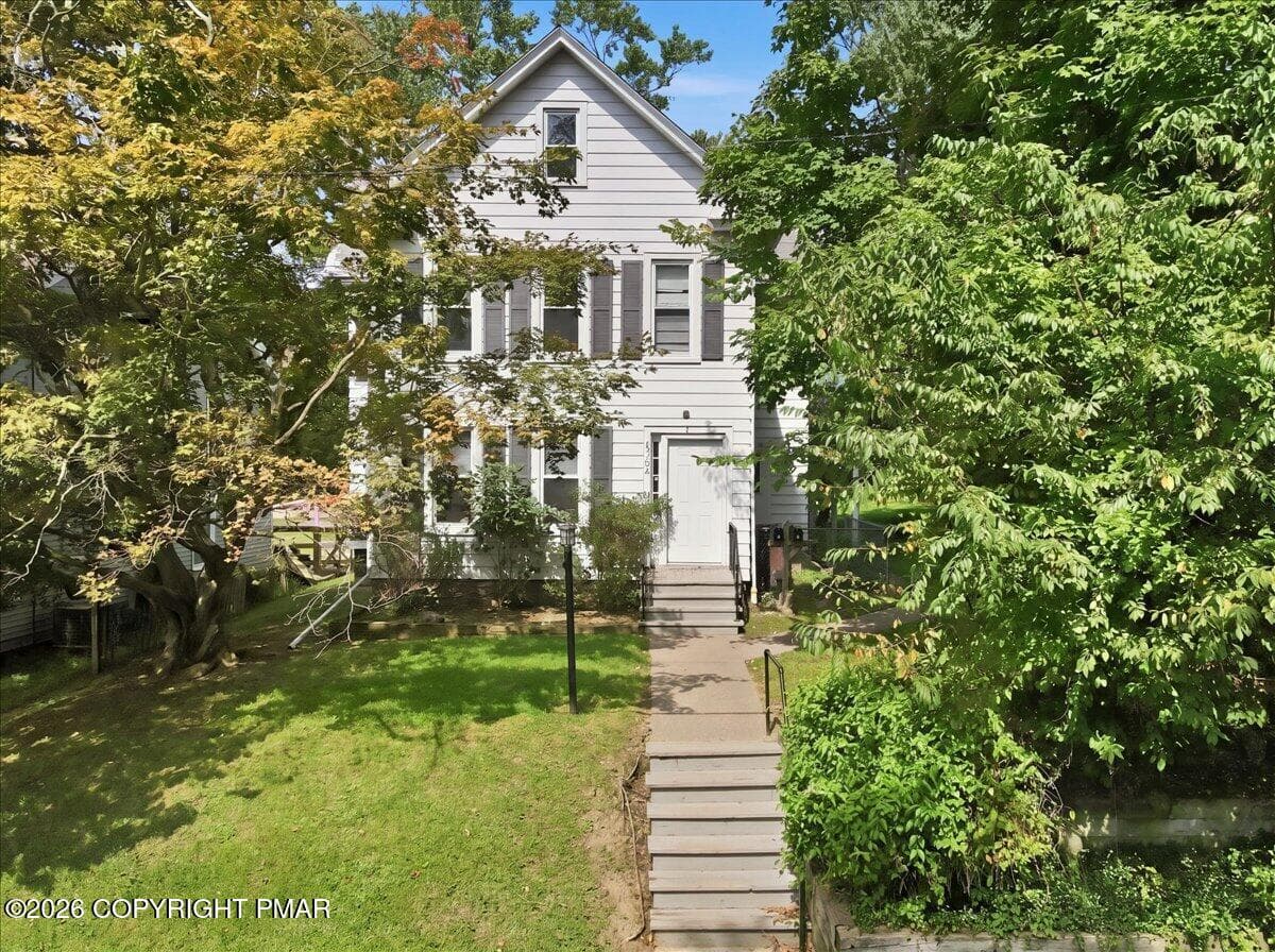 102 E Brown Street - 102 E Brown Street, East Stroudsburg, PA 18301, East Stroudsburg