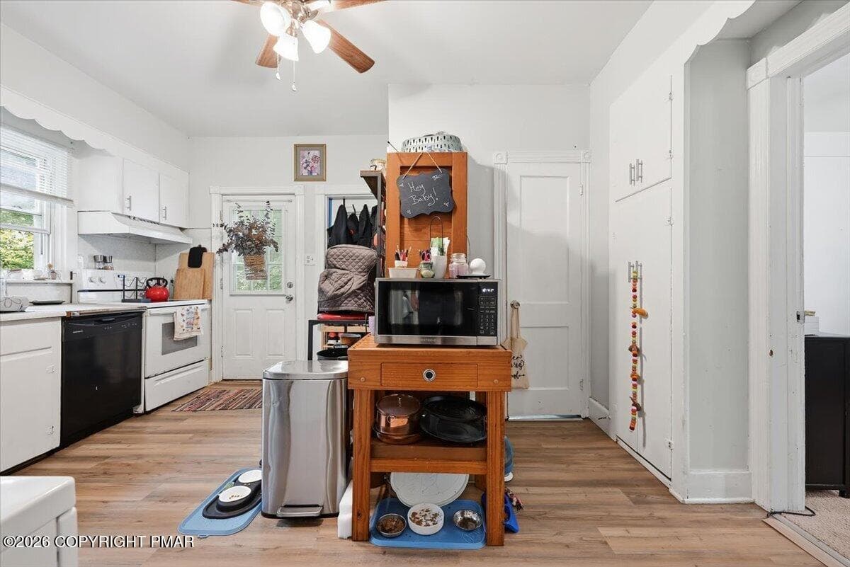 102 E Brown Street - 102 E Brown Street, East Stroudsburg, PA 18301, East Stroudsburg