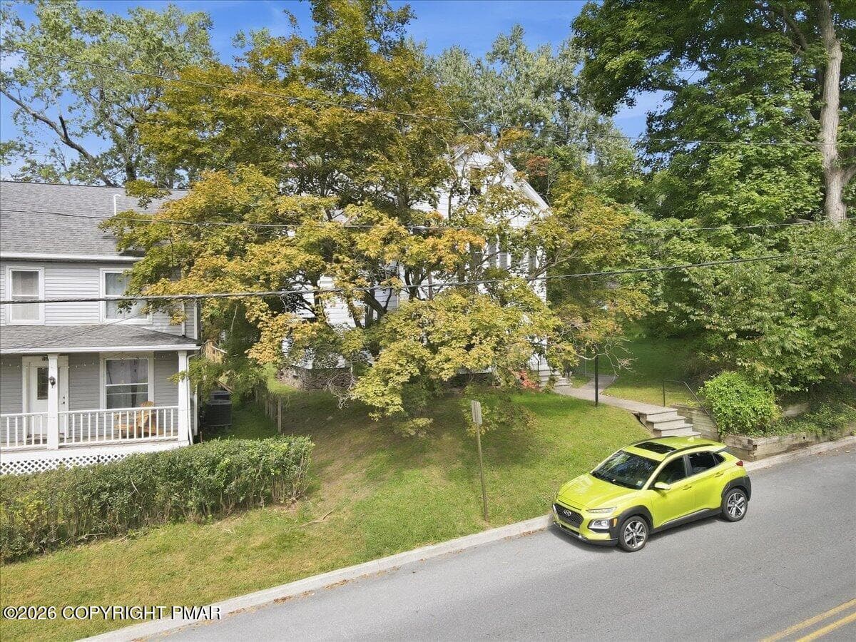 102 E Brown Street - 102 E Brown Street, East Stroudsburg, PA 18301, East Stroudsburg