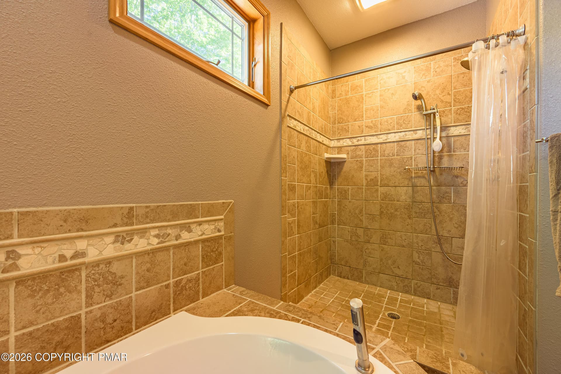 82 - 388 N Arrow Drive, Pocono Lake, PA 18347