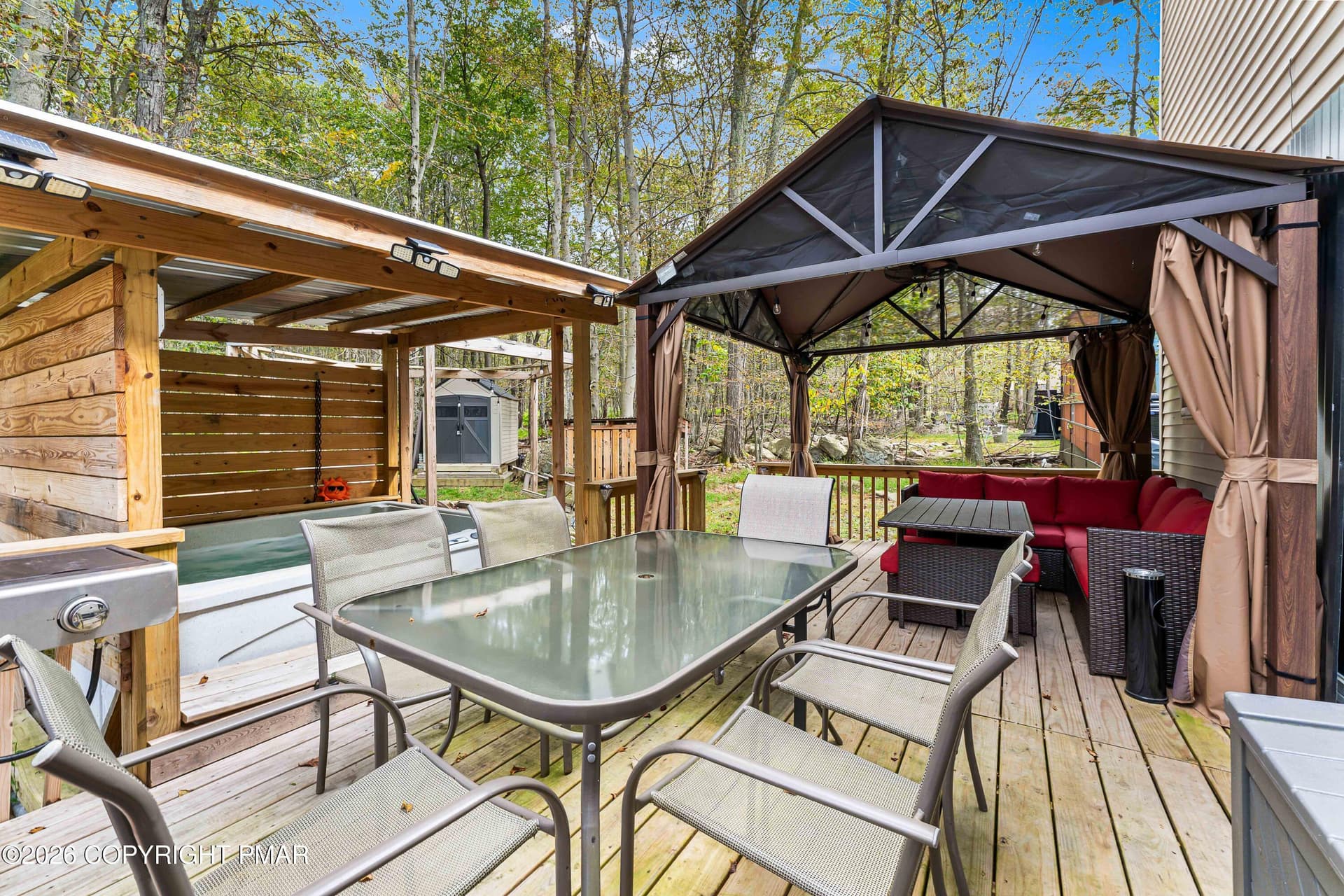 1053 Country Place Drive, Tobyhanna, PA- - 1053 Country Place Drive, Tobyhanna, PA 18466