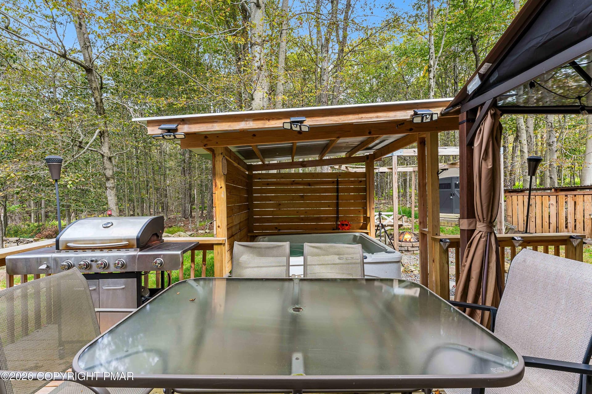 1053 Country Place Drive, Tobyhanna, PA- - 1053 Country Place Drive, Tobyhanna, PA 18466