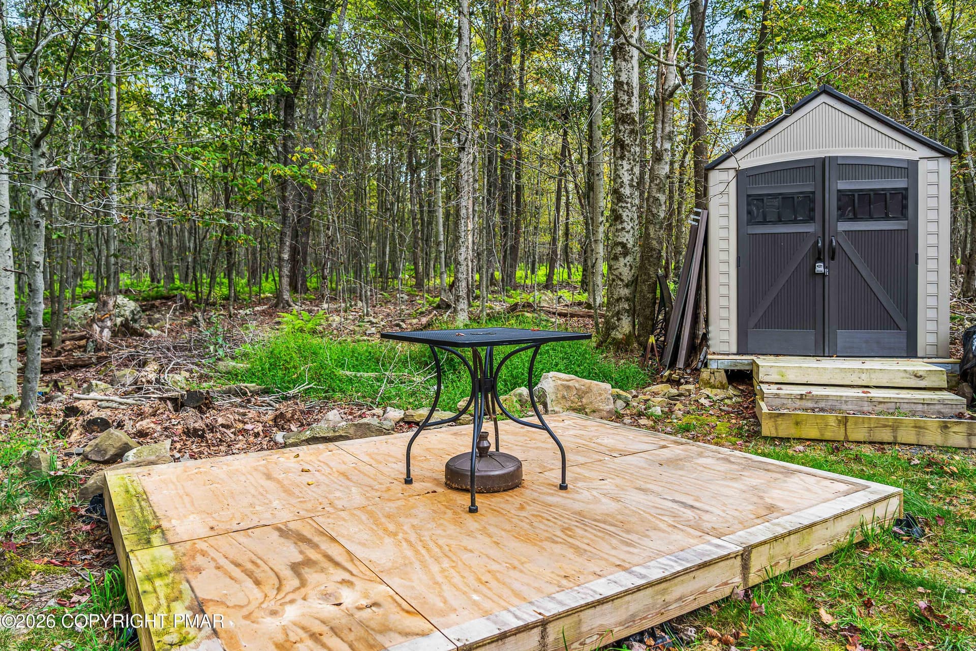 1053 Country Place Drive, Tobyhanna, PA- - 1053 Country Place Drive, Tobyhanna, PA 18466