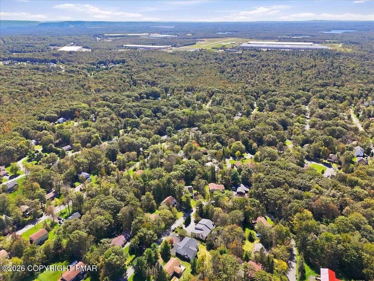 084-101_dji_fly_20260915_132600_0281_178 - 151 Seminole Trail, Tobyhanna, PA 18466