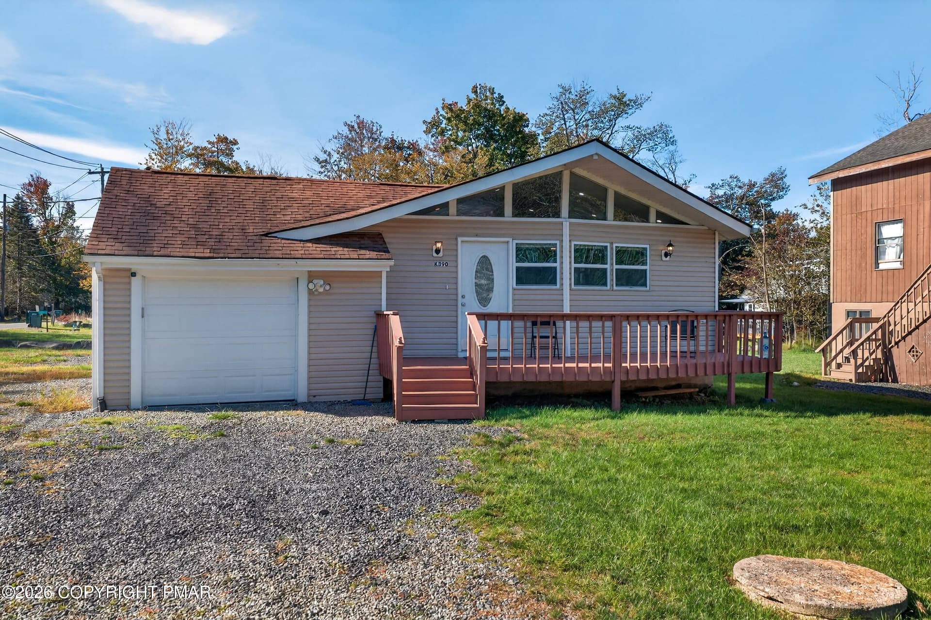 1119 Knollwood Drive, Tobyhanna, PA 18466