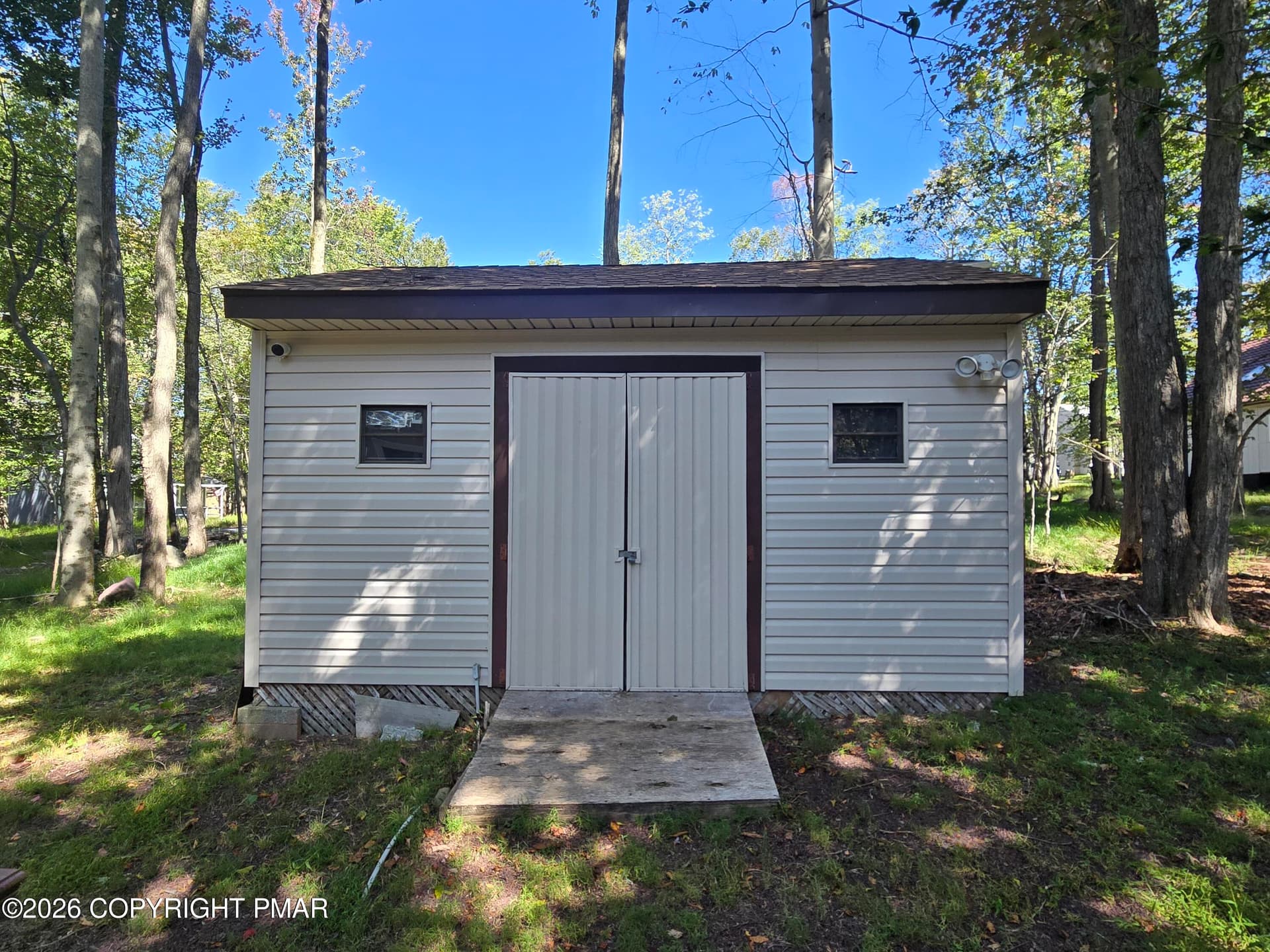 shed - 7151 Robinwood Drive, Tobyhanna, PA 18466