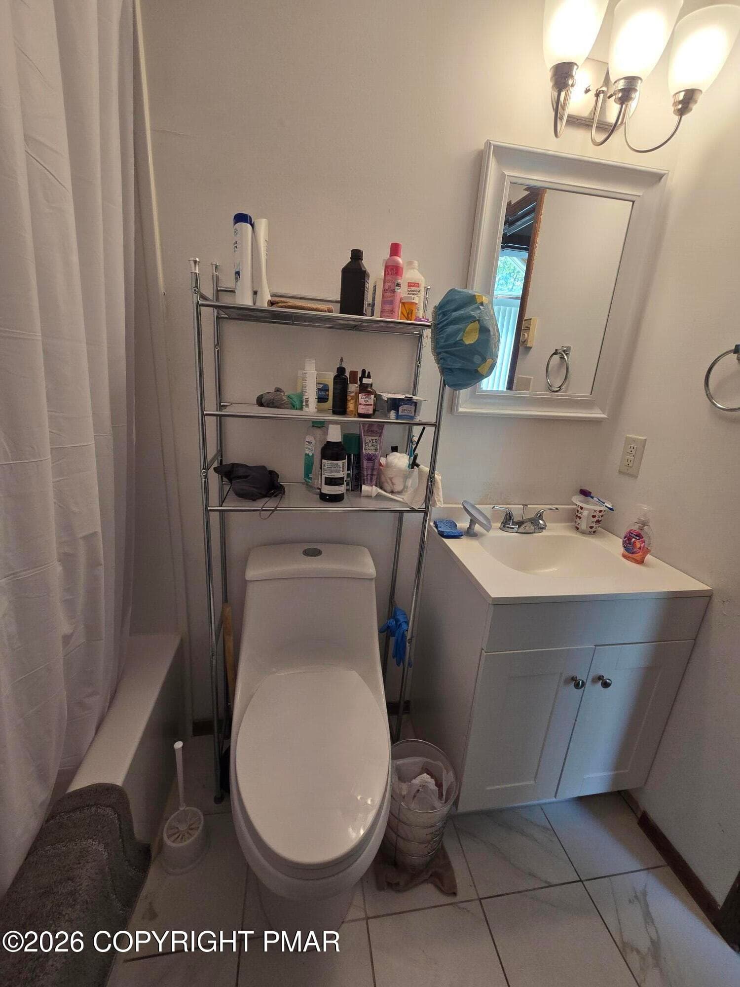 main bath - 7151 Robinwood Drive, Tobyhanna, PA 18466