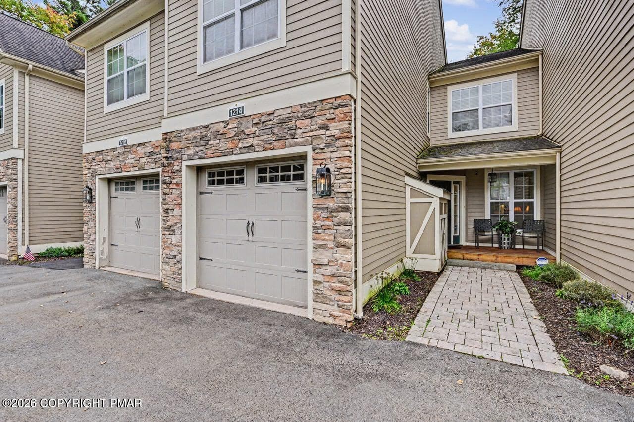 Welcome to 1214 Clymber Ln - 1214 Clymer Lane, Pocono Pines, PA 18350