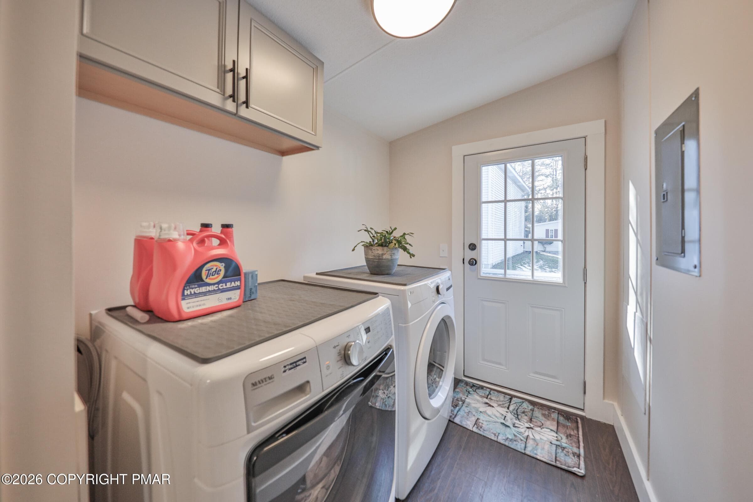 Laundry (2) - 1215 Blue Mountain Circle, Saylorsburg, PA 18353, Saylorsburg