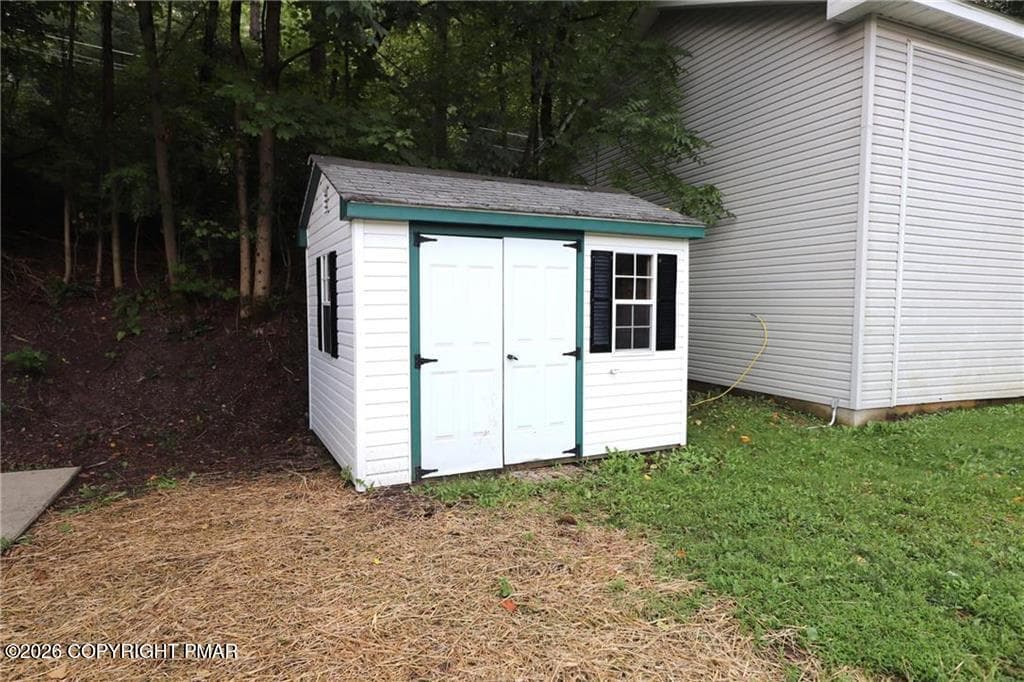1215 - shed - 1215 Blue Mountain Circle, Saylorsburg, PA 18353, Saylorsburg