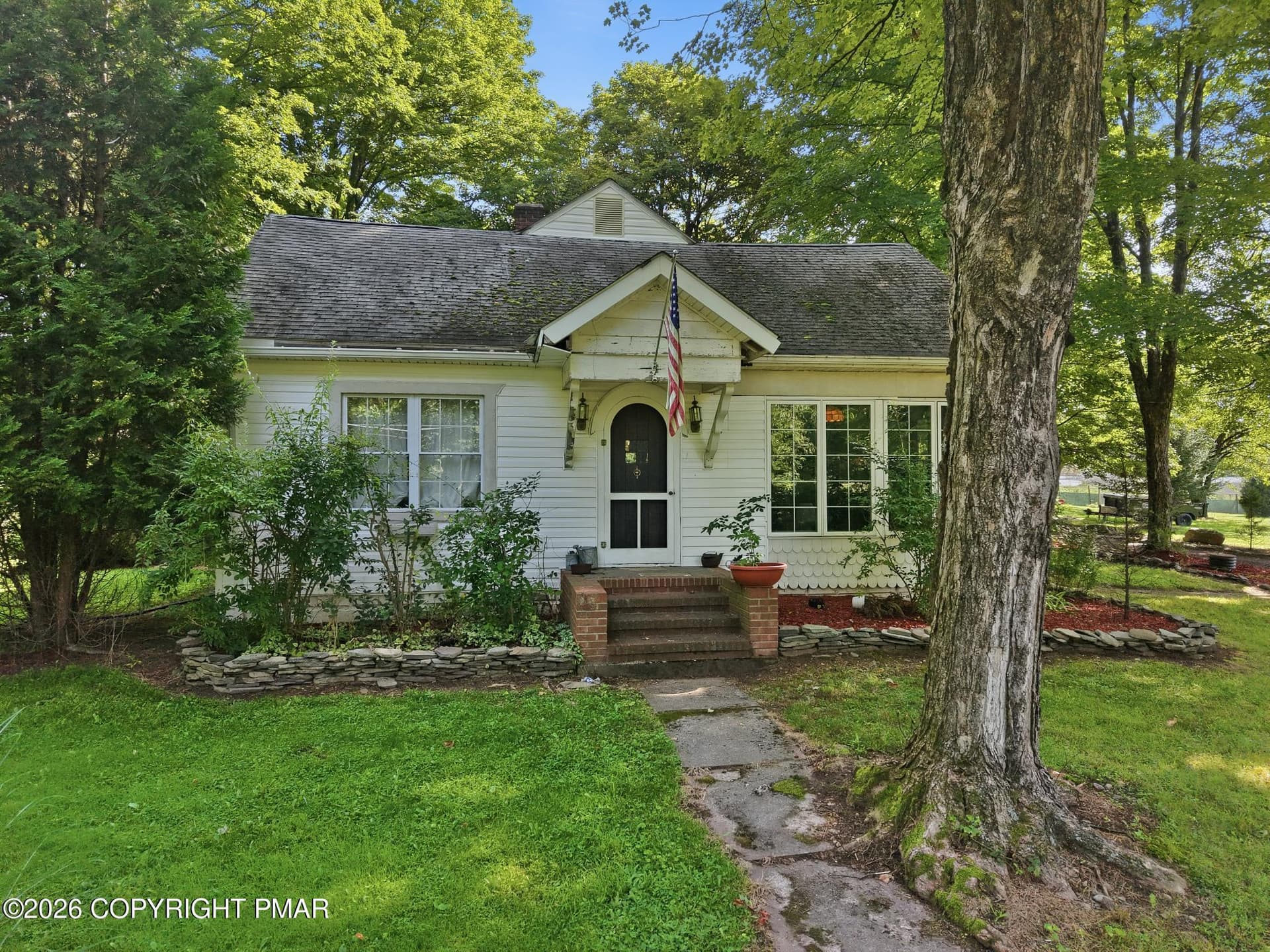 1103 Cherry Lane Road, East Stroudsburg, PA 18301