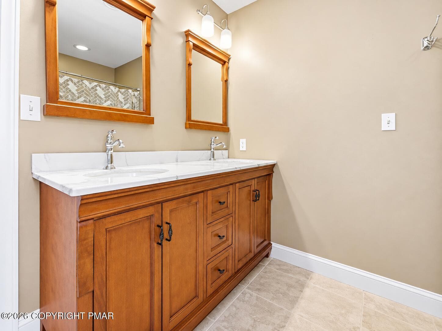 Primary Suite Double Vanity - 5167 Pine Street, Kunkletown, PA 18058, Kunkletown