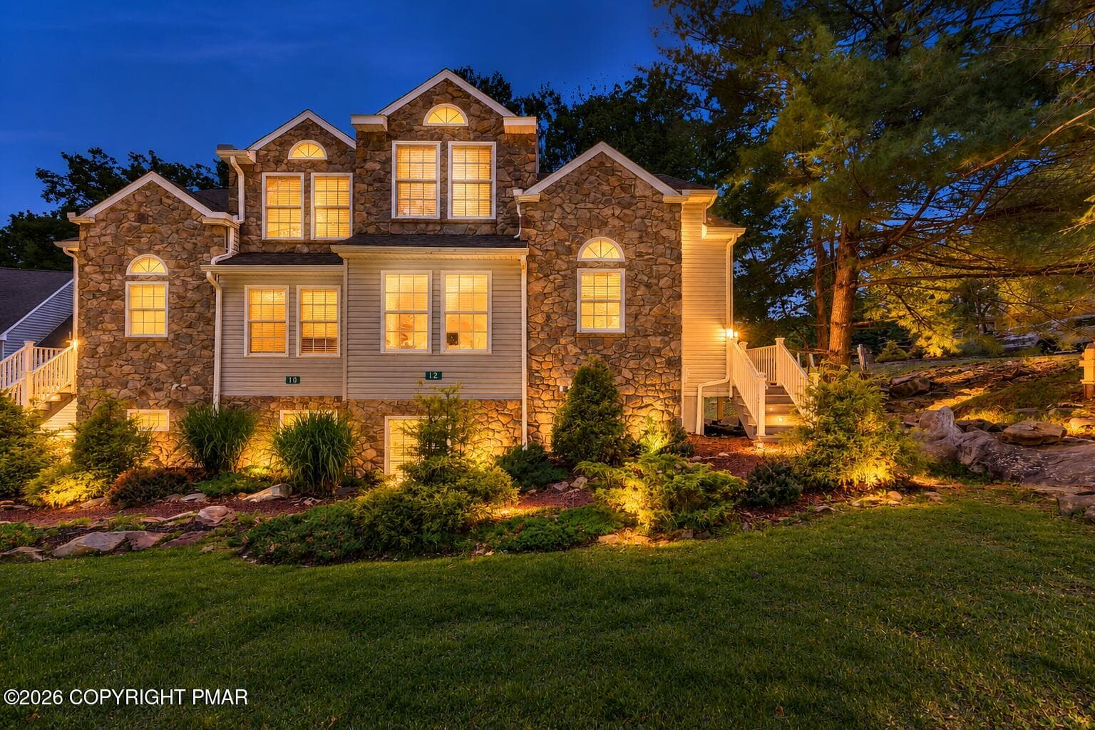 12 Beachwood Court, Lake Harmony, PA 18624