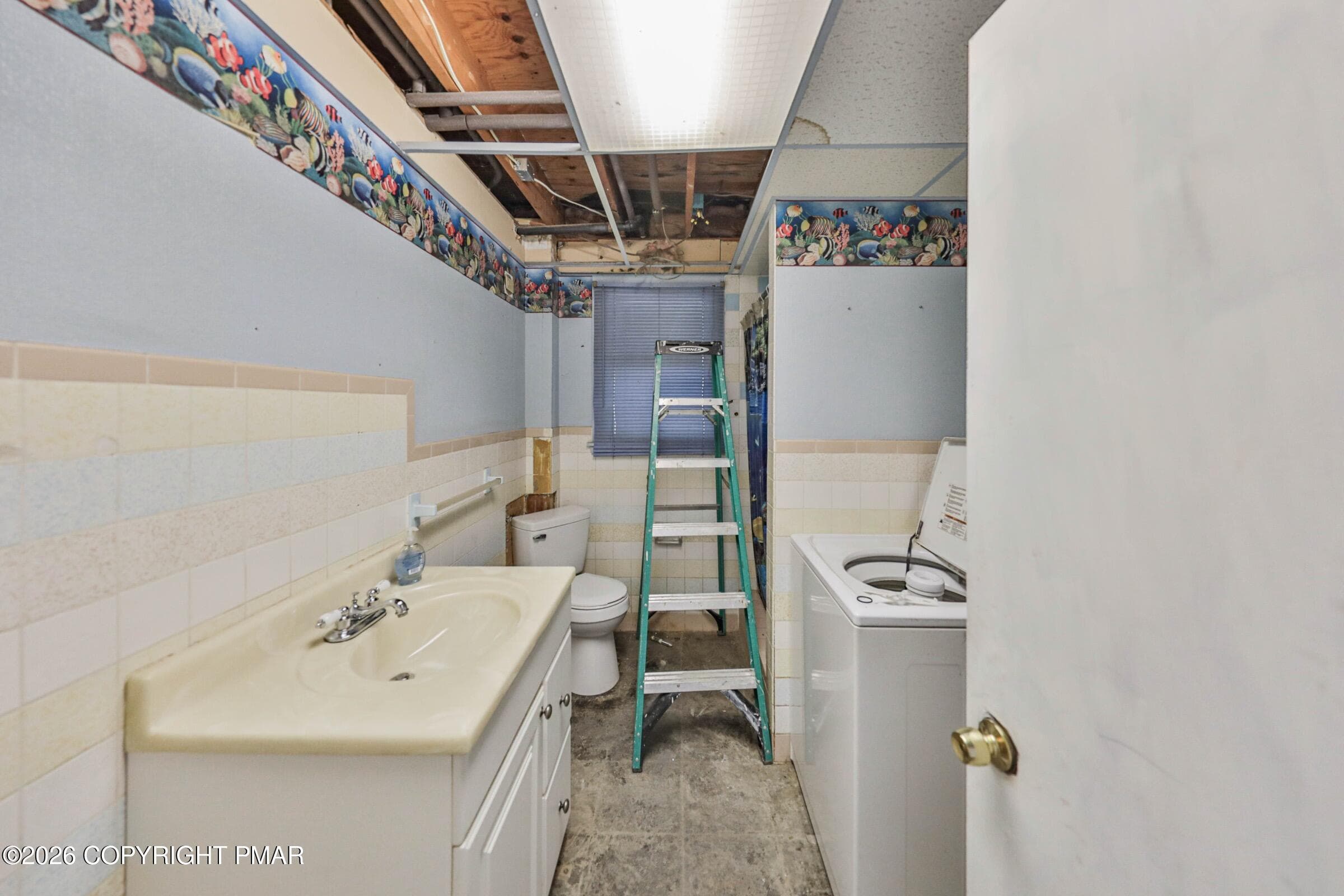 Laundry - Bathroom - 1965 Lower Smith Gap Road, Kunkletown, PA 18058, Kunkletown