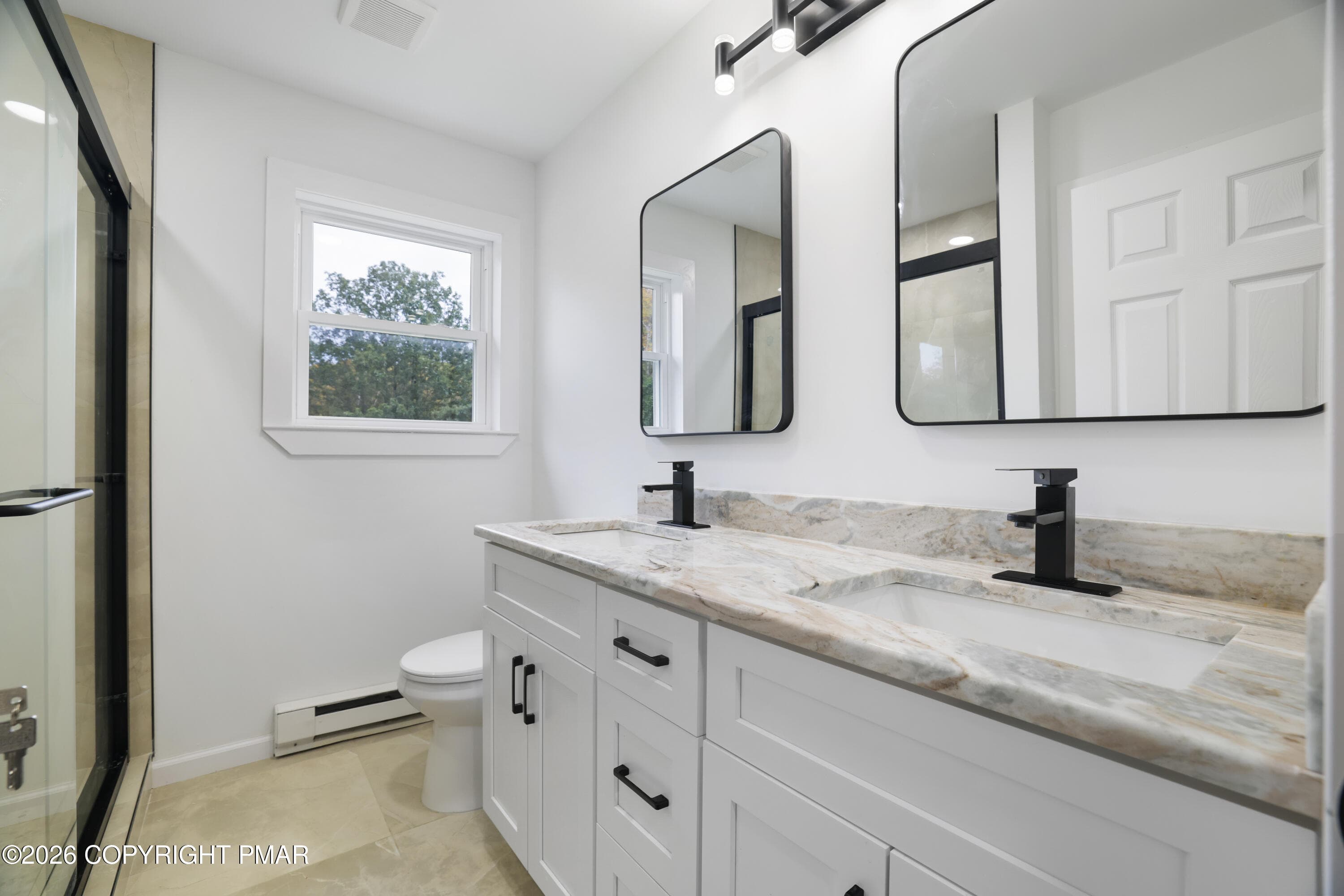 Full Bath- Upper lvl - 1541 Ann Lane, Effort, PA 18330, Effort