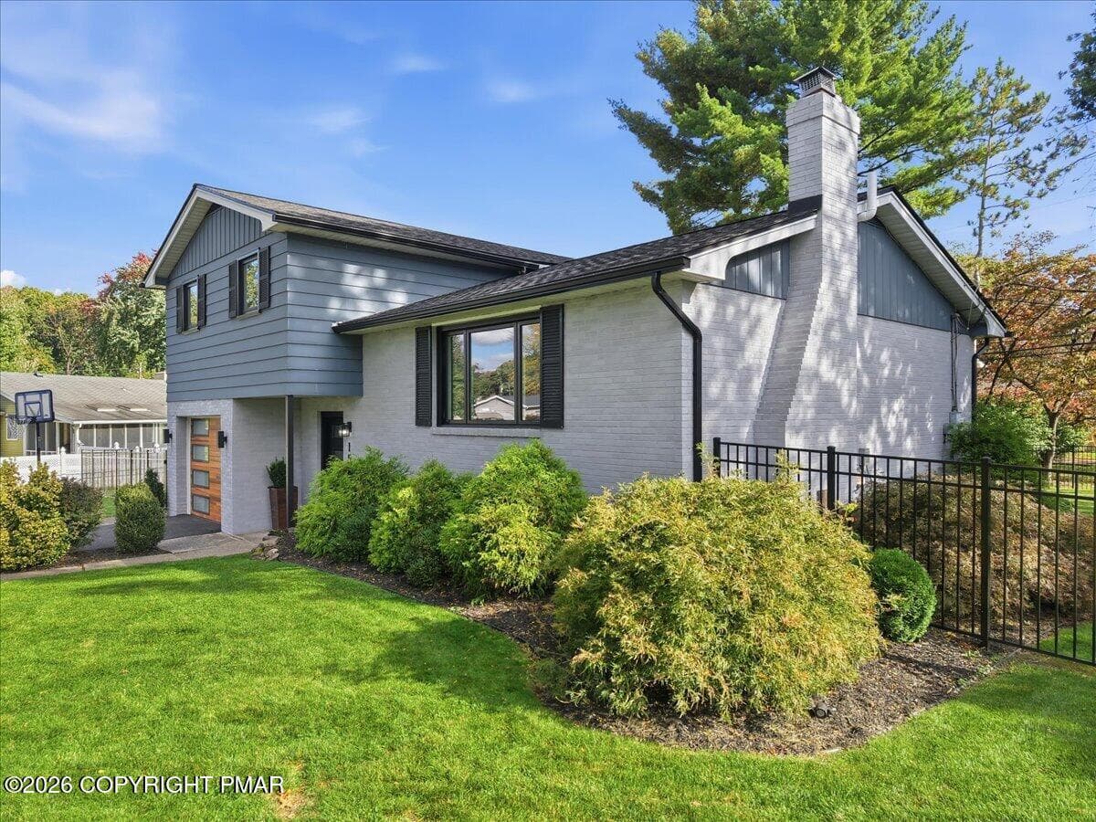 84-082_dji_fly_20261005_152720_0341_1791 - 1537 Winthrop Avenue, Bethlehem, PA 18017, Bethlehem