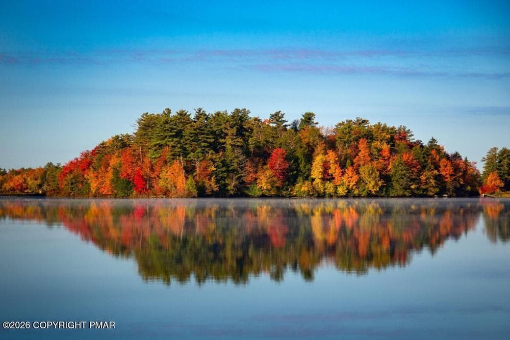 AUTUMN - 1168 Gross Drive W, Pocono Pines, PA 18350