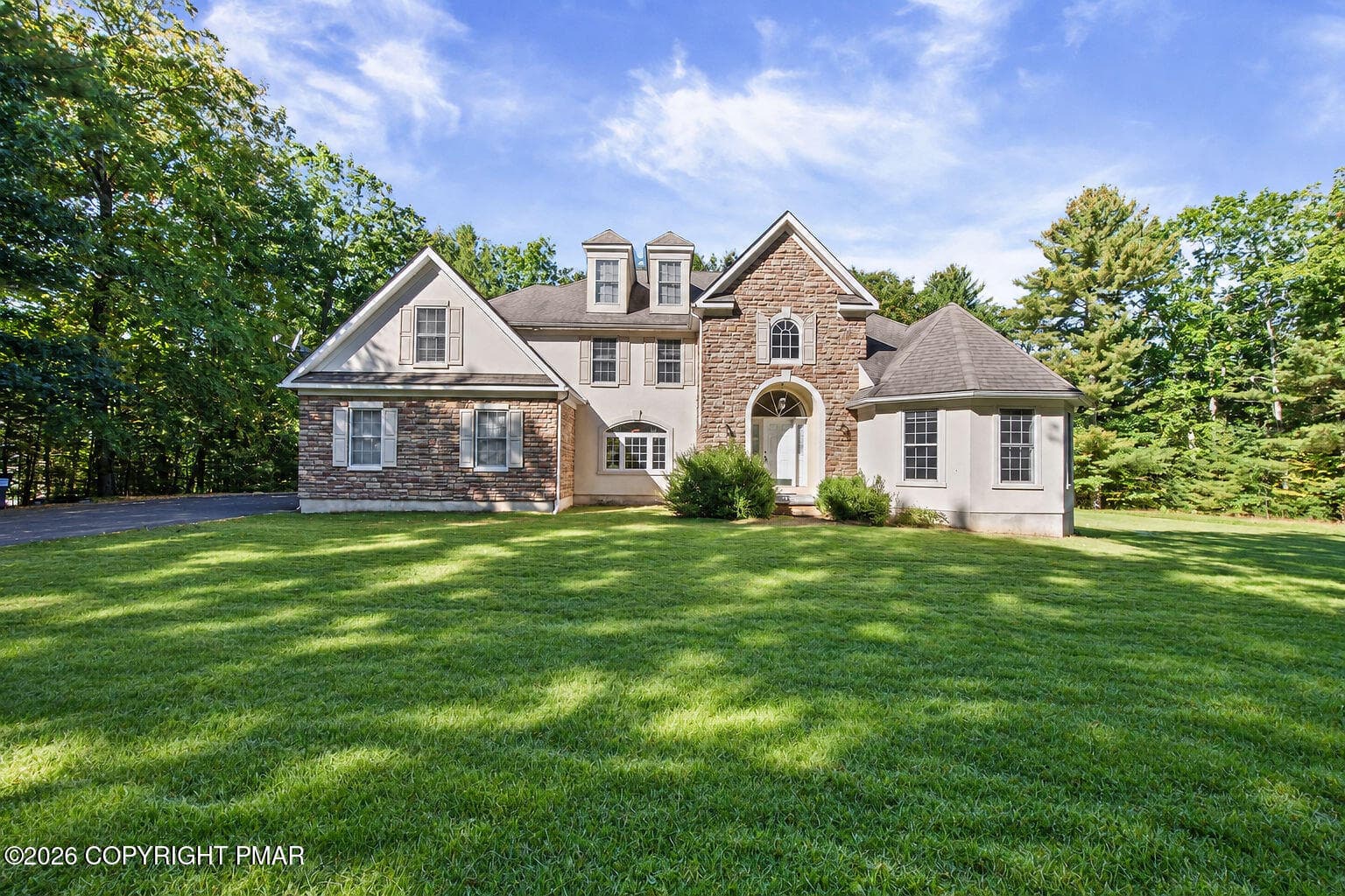 371 Joanne Court, Bartonsville, PA 18321