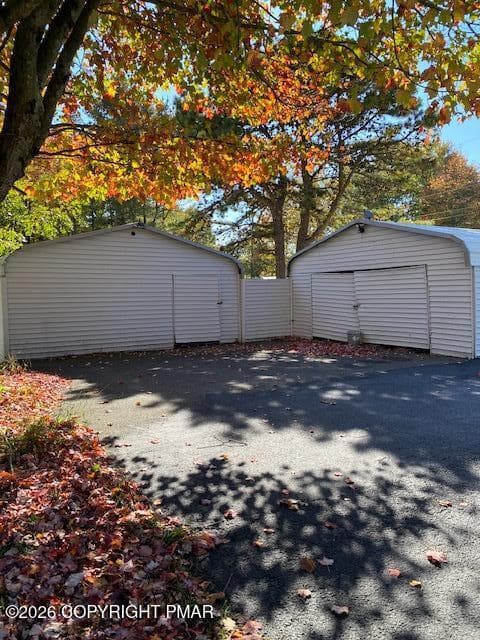 carports - 143 Moyer Road, Blakeslee, PA 18610, Blakeslee