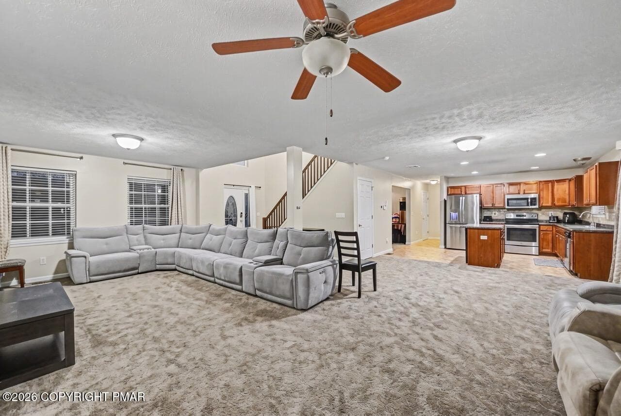 205 Courtney Dr 13 Large - 205 Courtney Drive, East Stroudsburg, PA 18302, East Stroudsburg