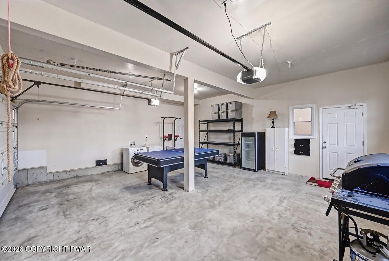Garage - 205 Courtney Drive, East Stroudsburg, PA 18302, East Stroudsburg