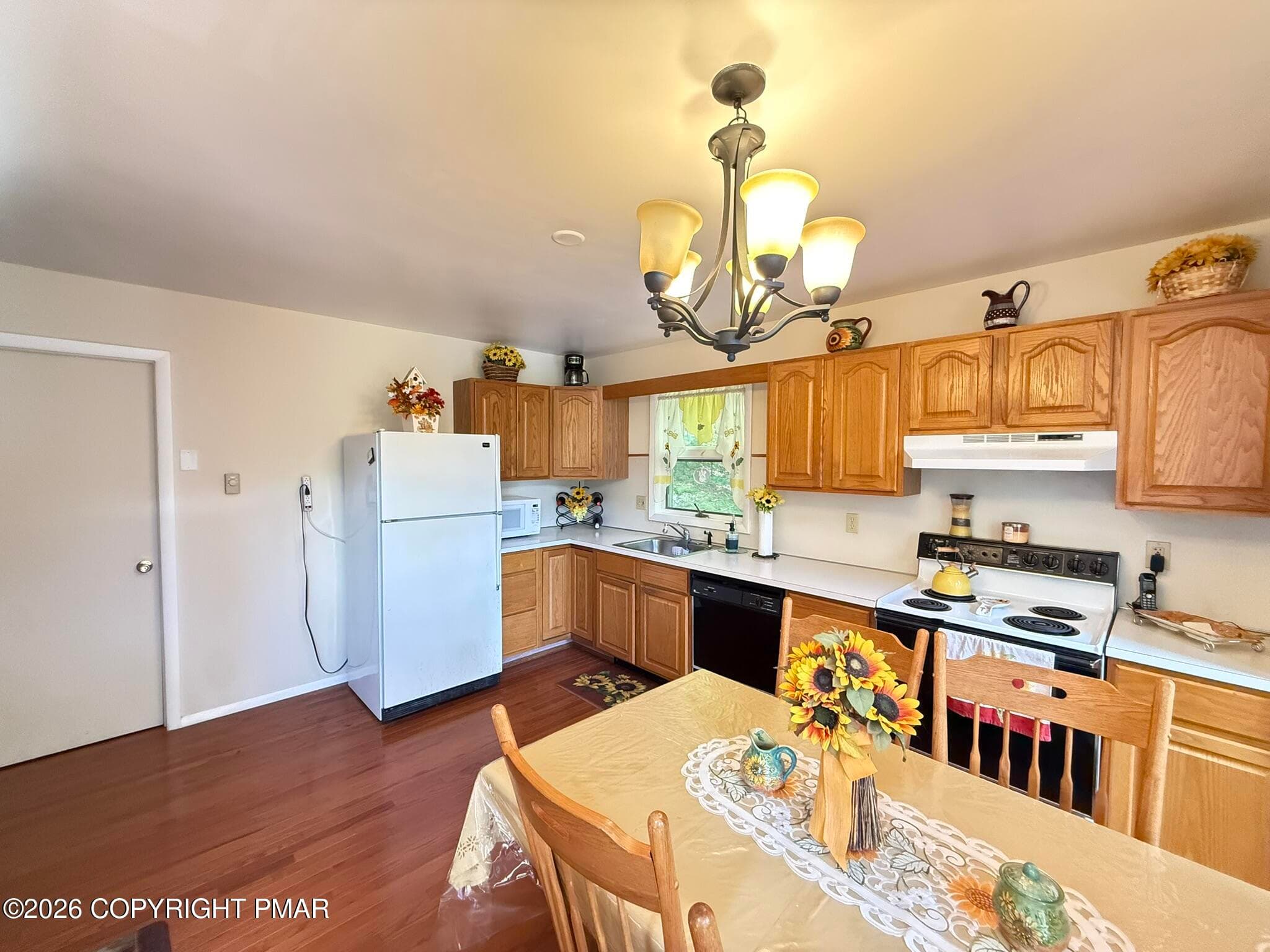 IMG_7727 - 300 Brentwood Drive, Bushkill, PA 18324, Bushkill