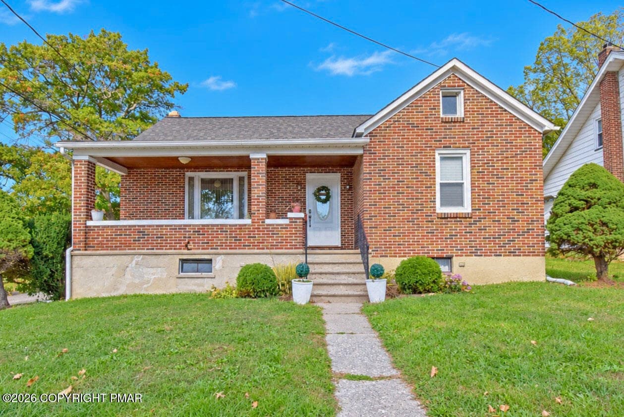 15 Front Exterior (4) - 64 Dante Street, Roseto, PA 18013, Roseto
