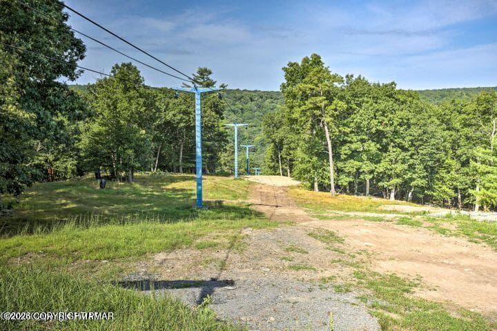 15 - 300 Brentwood Drive, Bushkill, PA 18324, Bushkill