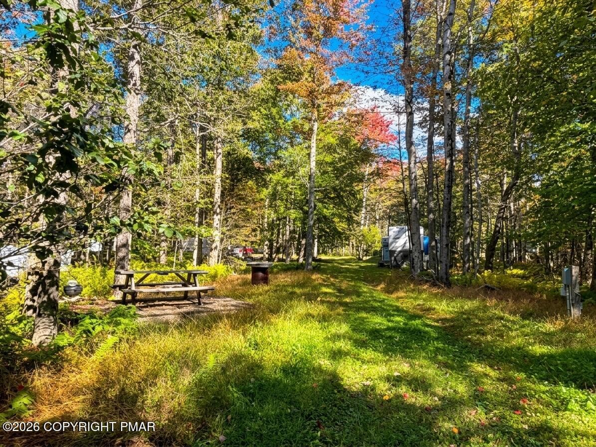 Picnic Area - 32 Peace Pipe Way, Gouldsboro, PA 18424