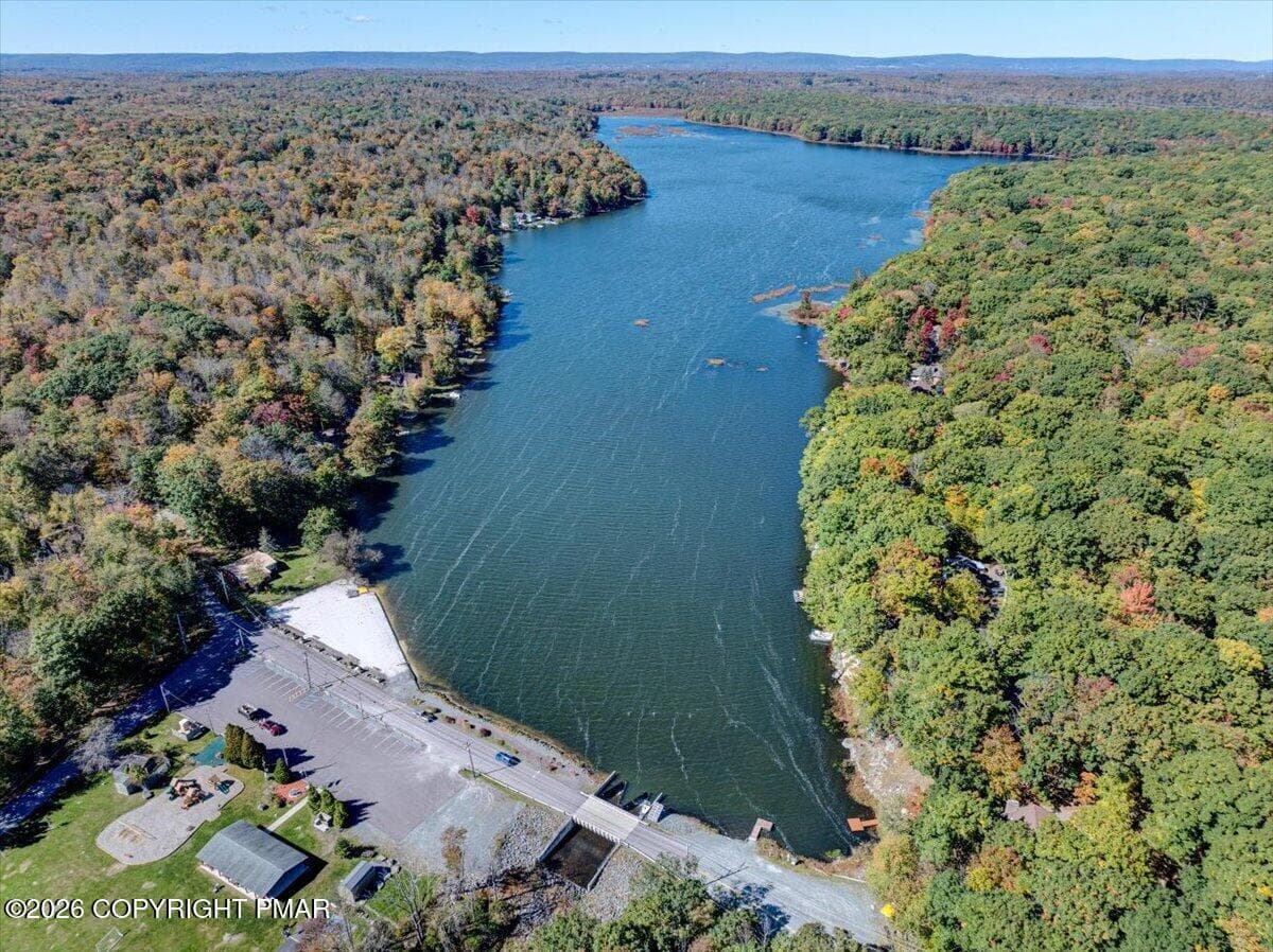 27-Lake - 86 Windsor Road, Hawley, PA 18428, Hawley